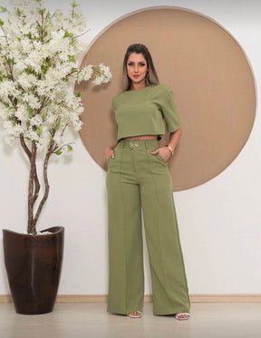 Conjunto Megham Feminino de Alfaiataria Premium: Blusa Manga Curta e Calça Reta