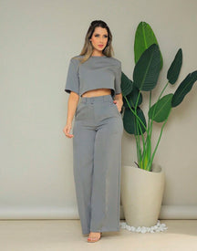 Conjunto Megham Feminino de Alfaiataria Premium: Blusa Manga Curta e Calça Reta