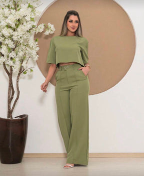 Conjunto Megham Feminino de Alfaiataria Premium: Blusa Manga Curta e Calça Reta